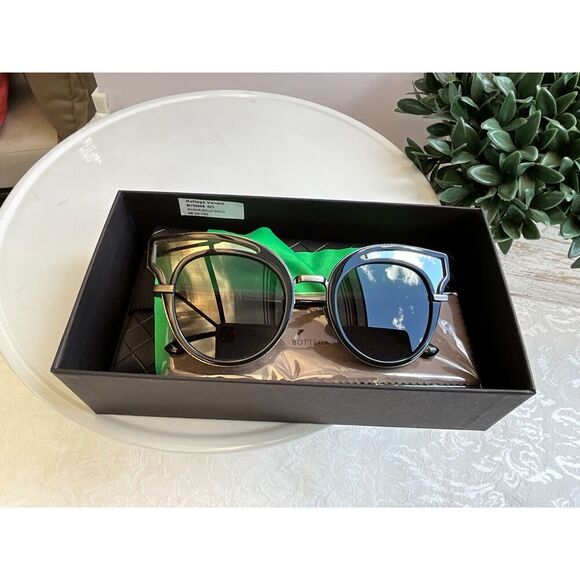 Bottega Veneta new sunglasses box and case BV0094S main image 9